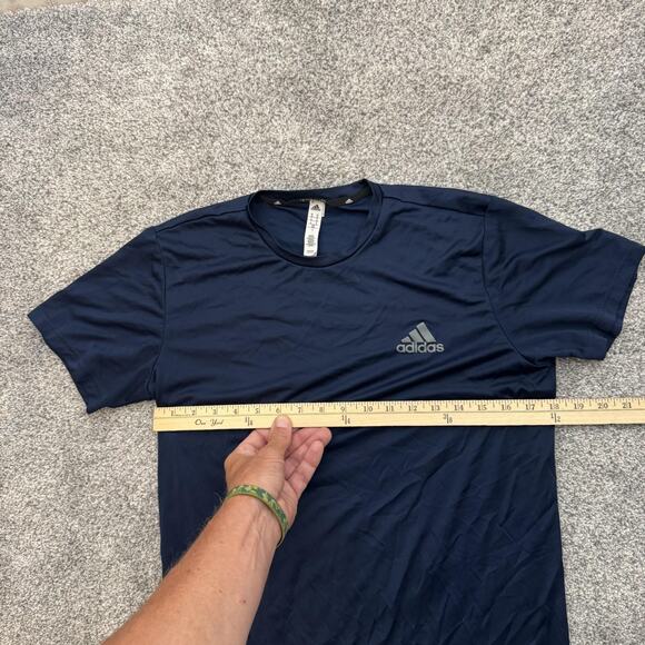 Adidas Shirt Mens Medium Climalite Athletic Tee Lightweight Performance Workout - Picture 3 of 9
